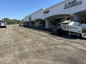 How Do Dallas Paving Companies Install Asphalt Overlays? 