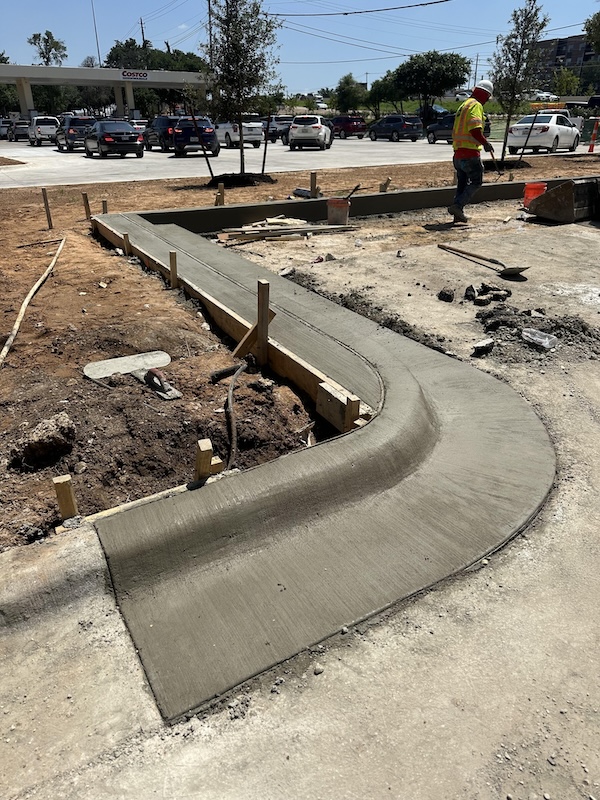 The Complete Guide to Dallas Concrete Curbs and Gutters