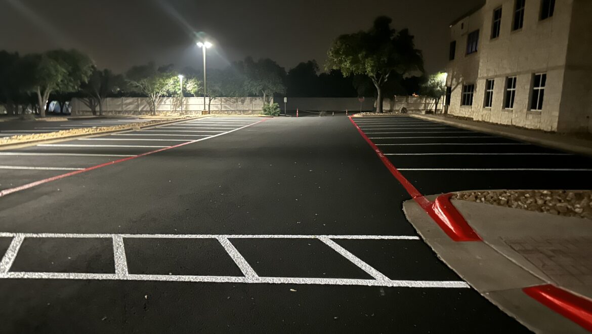 What Is The Asphalt Paving Life Expectancy In Dallas?