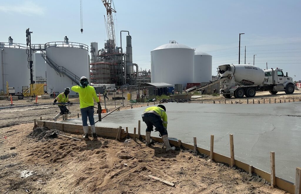 Top Critical Phases of Concrete Parking Lot Construction